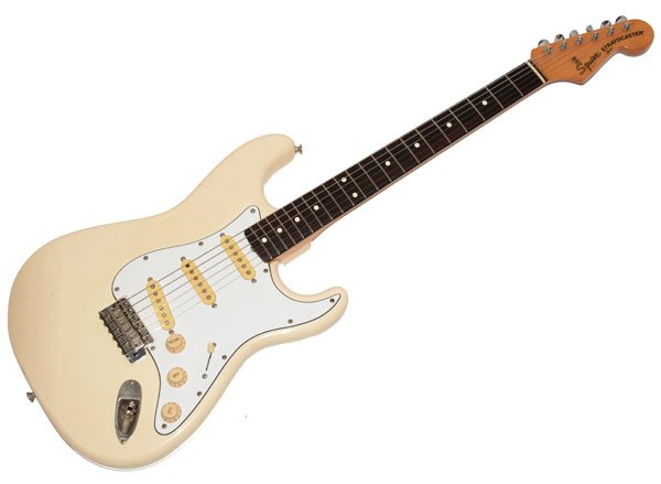 Squier STRAT by Fender YN6シリアル ソフトケース付き Squier STRAT by Fender YN6シリアル ソフトケース付き - メルカリ