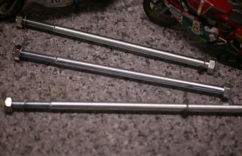 エンジンマウントボルト（M10－280） | エンジン部品