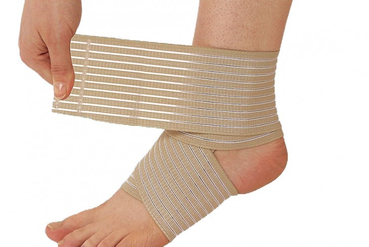 ◎未使用◎足首サポーター　 テーピング サポーター バンテージタイプ　肌色 Amazon | AllToze バンテージサポーター テーピングサポーター