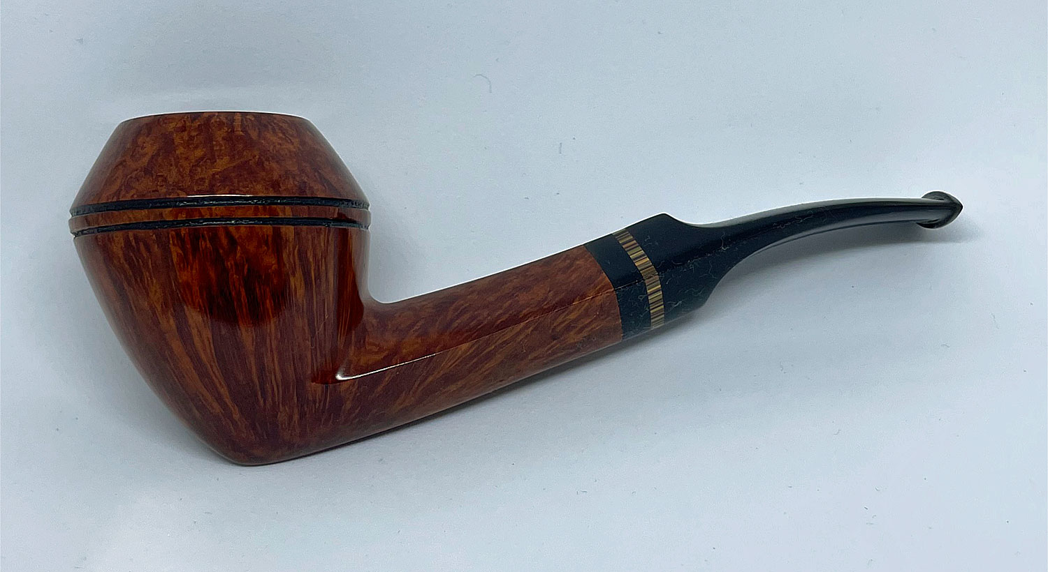 SMIO SATOU （佐藤純雄） ローデシアン | ○パイプ,角純（佐藤純雄