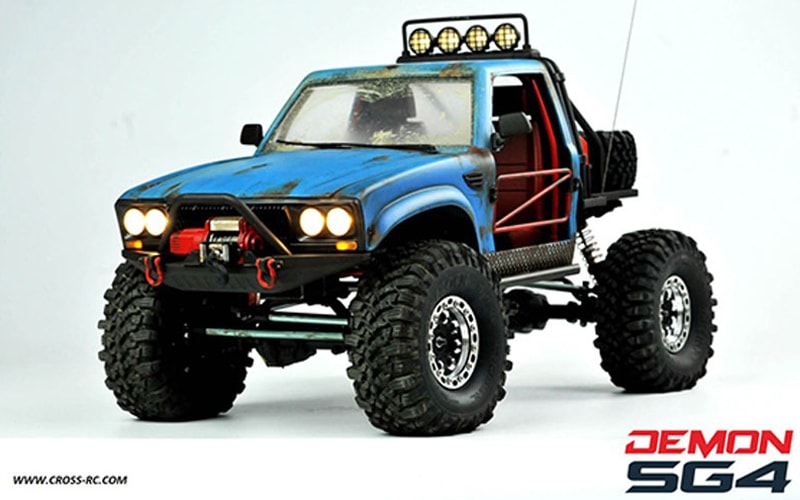 CROSS RC 1/10ラジコン クローラー 希少品 CROSS RC 1/10 SG-4A 4×4 DEMON Rock Crawler 組立キット
