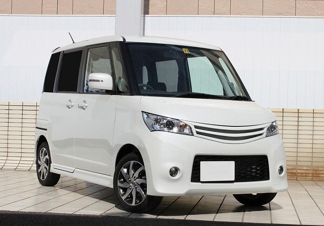 Nissan ルークス　ハイウェイスター　純正グリル デイズ/ルークス/ハイウェイスター B21A 純正 前期 フロント