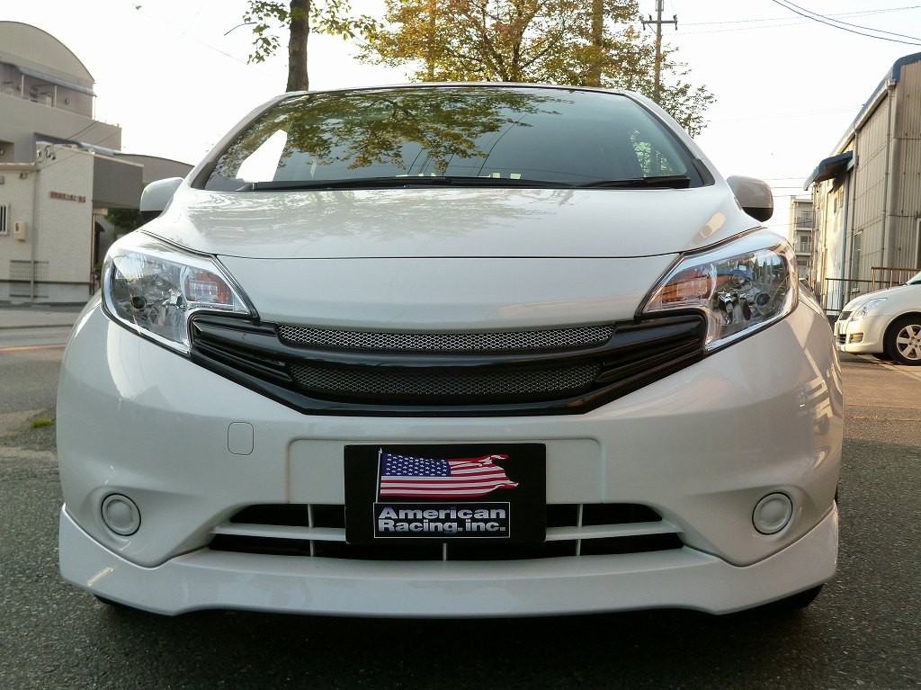 日産 NOTE/ノート E12 中期 グリル 上下 純正 221324 日産 ノート 純正