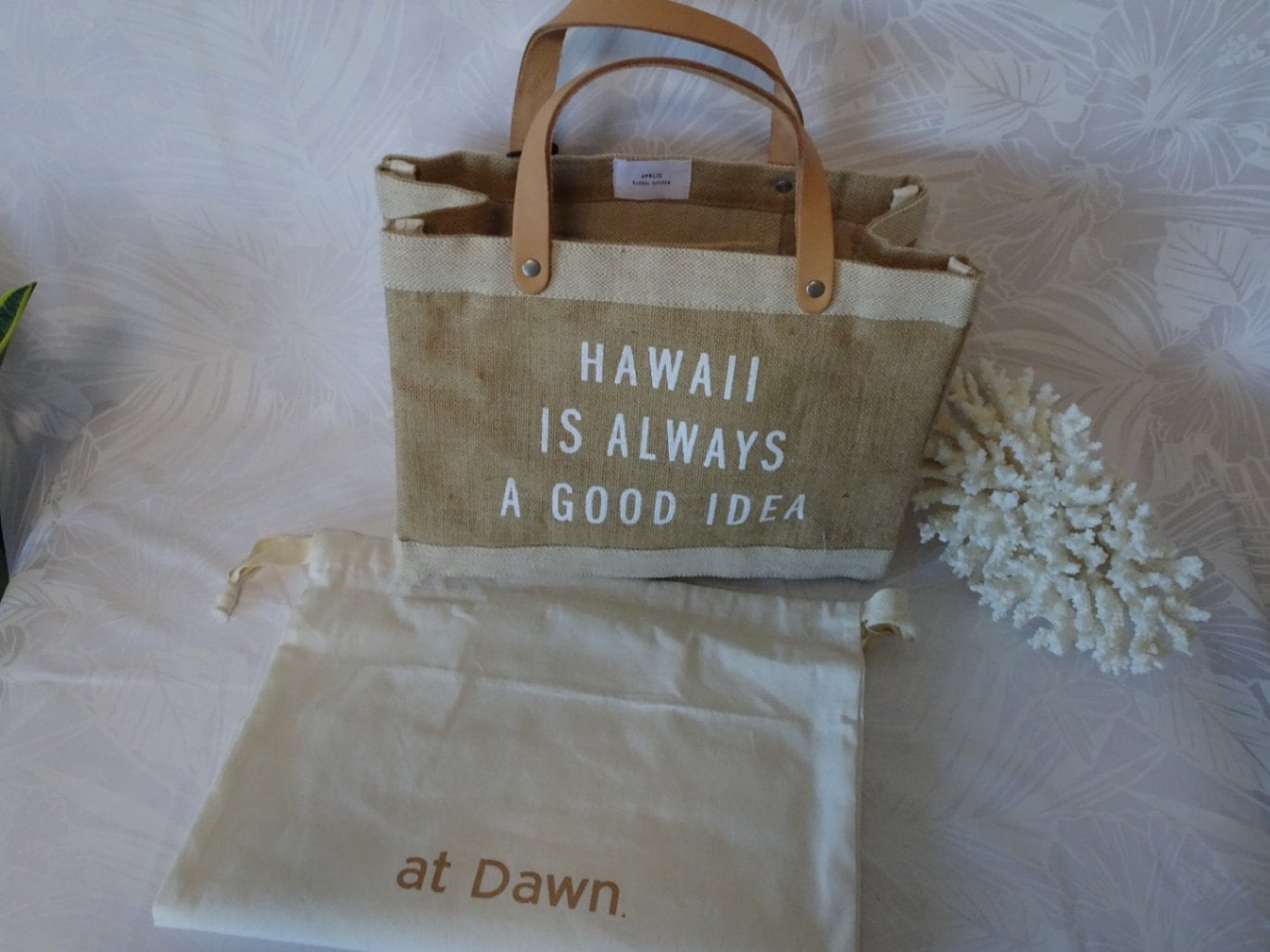 ハワイ限定 ジュードバッグ at dawn 収納袋付き 32×24 マチ13 内  