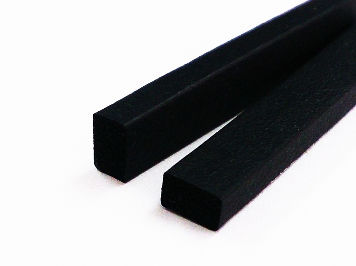 ネオロン角紐 定尺品 6x50(100m) ネオロン(CRスポンジ) | 協和ゴム工業株式会社