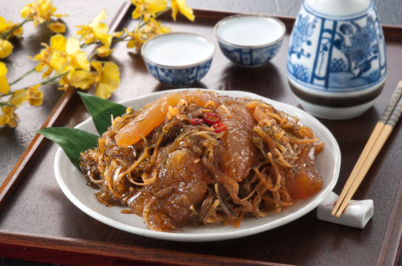 専用　「根付のみ」珊瑚緒締根付印籠木箱付　80g 東Y7-0710⭐︎2Fチヒオサ 専用 「根付のみ」珊瑚緒締根付印籠木箱付 80g 東Y7-0710⭐︎2F