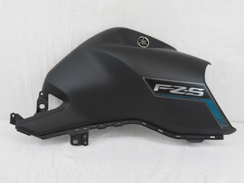 YAMAHA 純正 FZS-Fi 右タンクカバー[マットブラック] #B4G-XF413