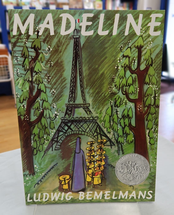 英語絵本 マドレーヌちゃん ミッキー魔法使いの弟子 トーマス 洋書