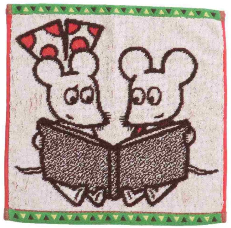 手刺繍入ちっちゃな タオルハンカチ【はりねずみ君とサボテン】