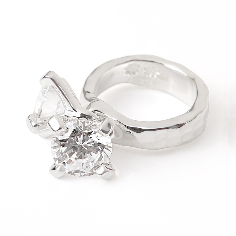 0001-R010-e.m.WEBSHOP