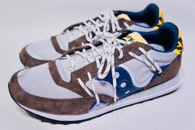 Amazon.com | Saucony Men's Jazz DST Sneaker, Grey, 3.5