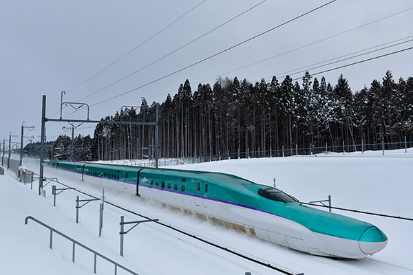 北海道の雪 国道40号排雪作業2日目 縁石上に残った雪も逃さない！北海道名寄