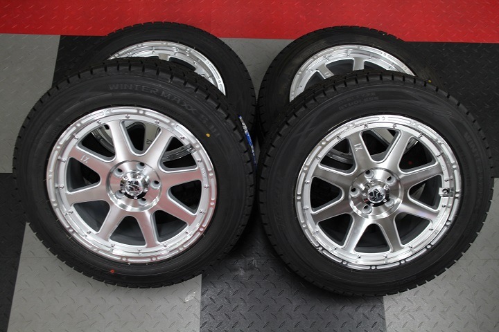 美品jeep コンパス純正17インチホイールダンロップサマータイヤ 美品jeep コンパス純正17インチホイールダンロップサマータイヤ