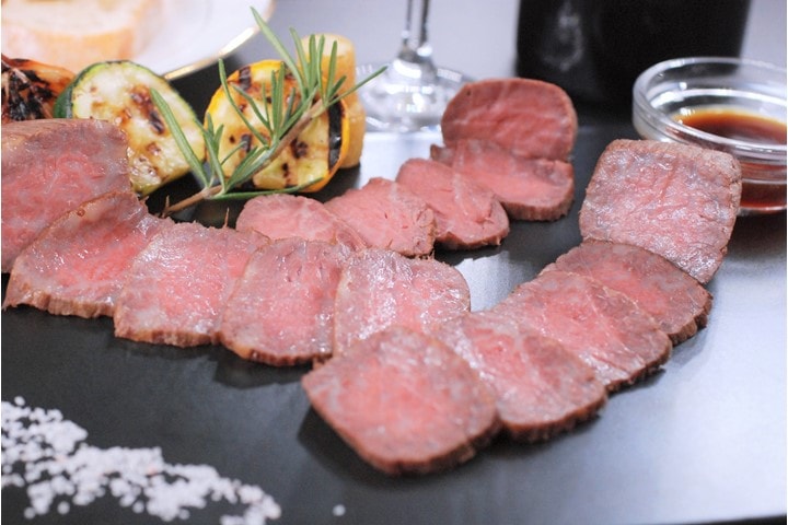 ファイブミニッツ・ミーツ　日本三大和牛ロースのローストビーフ　各200g　計600g ﾌｧｲﾌﾞﾐﾆｯﾂﾐｰﾂ 神戸牛・近江牛ロースのローストビーフ のし・ギフト対応