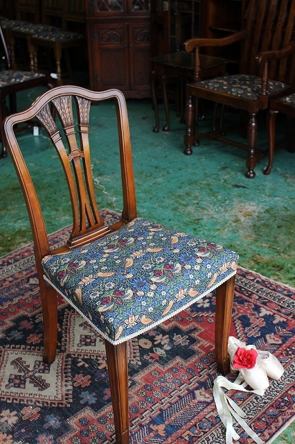 イギリス アンティーク 家具 ダイニングチェア リアルレザー 英国 4511e イギリス アンティーク 家具 ダイニングチェア リアルレザー