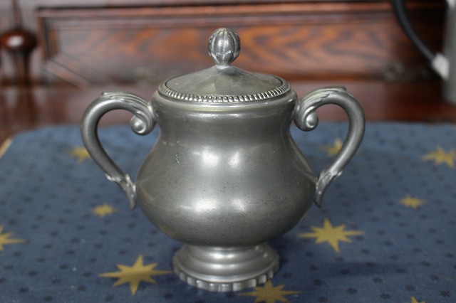 イギリスアンティーク シュガー入れ