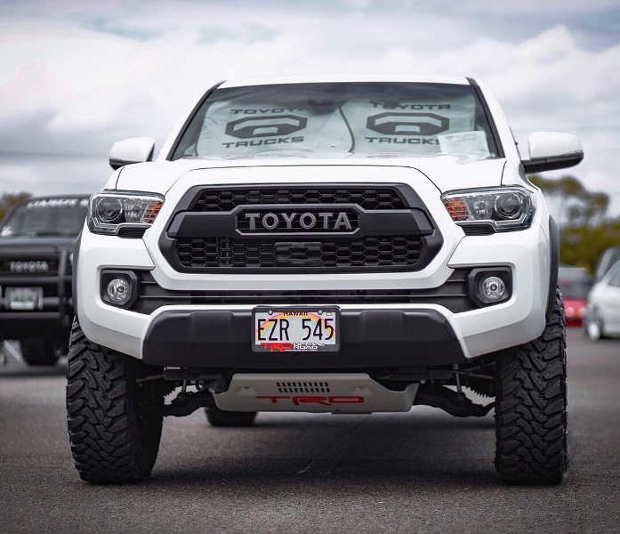 トヨタ タコマ フロントスキッドプレート TACOMA SKID PLATE トヨタ タコマ フロントスキッドプレート TACOMA SKID PLATE