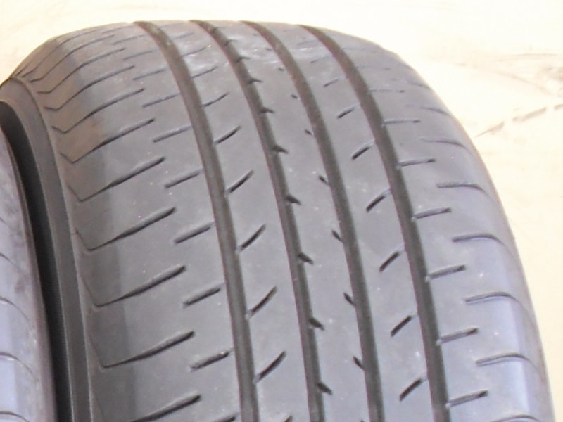 ■中古夏タイヤ■ヨコハマ　ブルーアースE51A　225/60R17　99H　4本 楽天市場】Blue Earth E51 225／60R17（タイヤ本数4本）（車用品