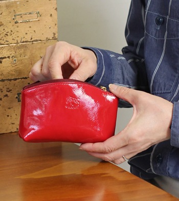 エナメルレザーポーチ[商品番号_54182304395] (イルビゾンテ/IL