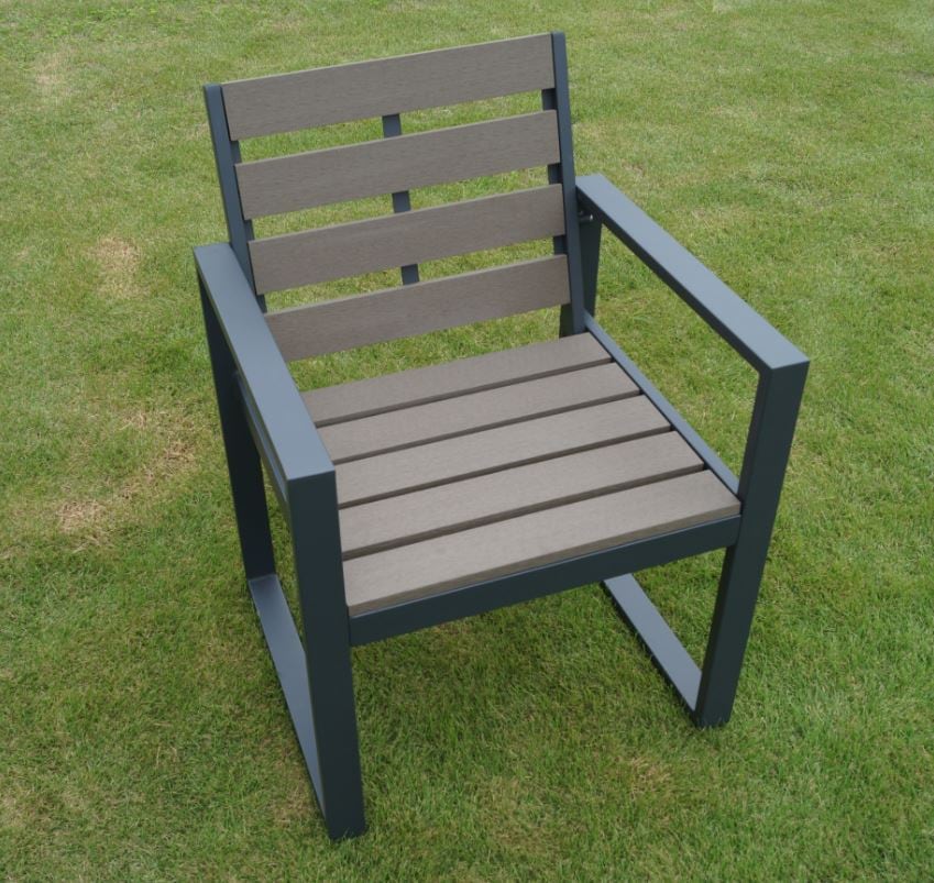 天然木製板座　高30cm x 幅43.5cm GU公式 | オーガニックコットンパジャマ長袖&ロングパンツ+E