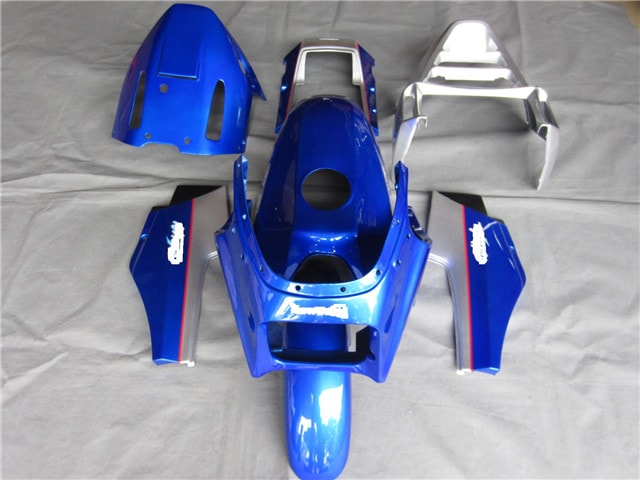 送料込み！カワサキ GPZ900R・GPZ750R ヘッドカバー 塗装済中古良品 Yahoo!オークション -「gpz900r ヘッドカバー」の落札相場・落札価格