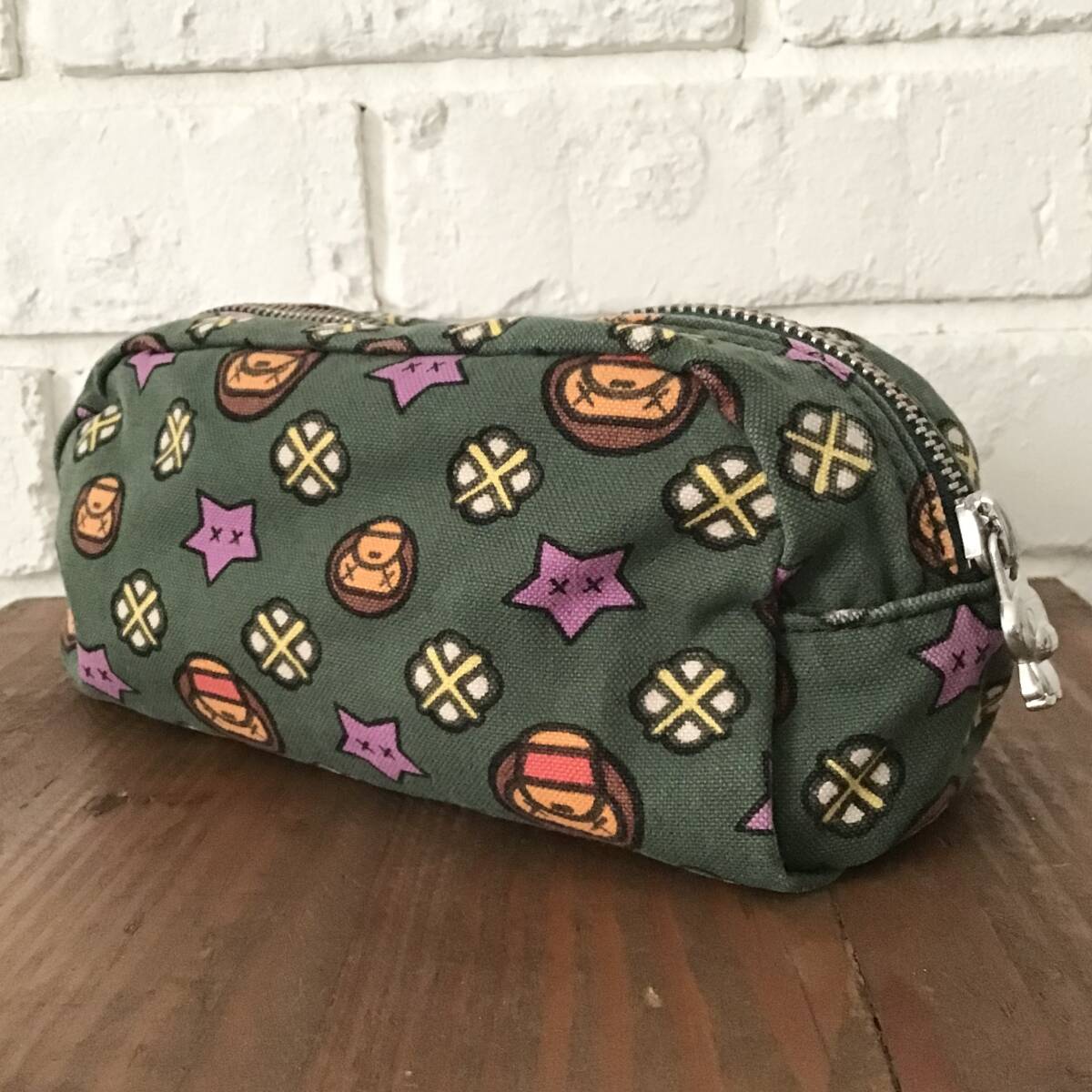 ☆激レア☆ KAWS × BAPE MILO モノグラム ポーチ a bathing ape  