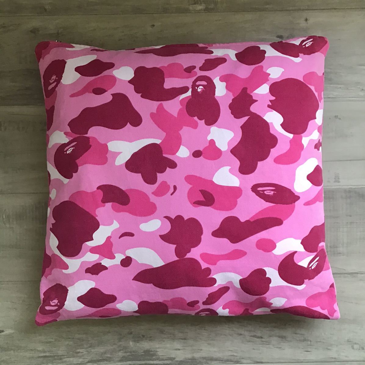 pink camo クッション a bathing ape BAPE cushion エイプ ベイプ ア 