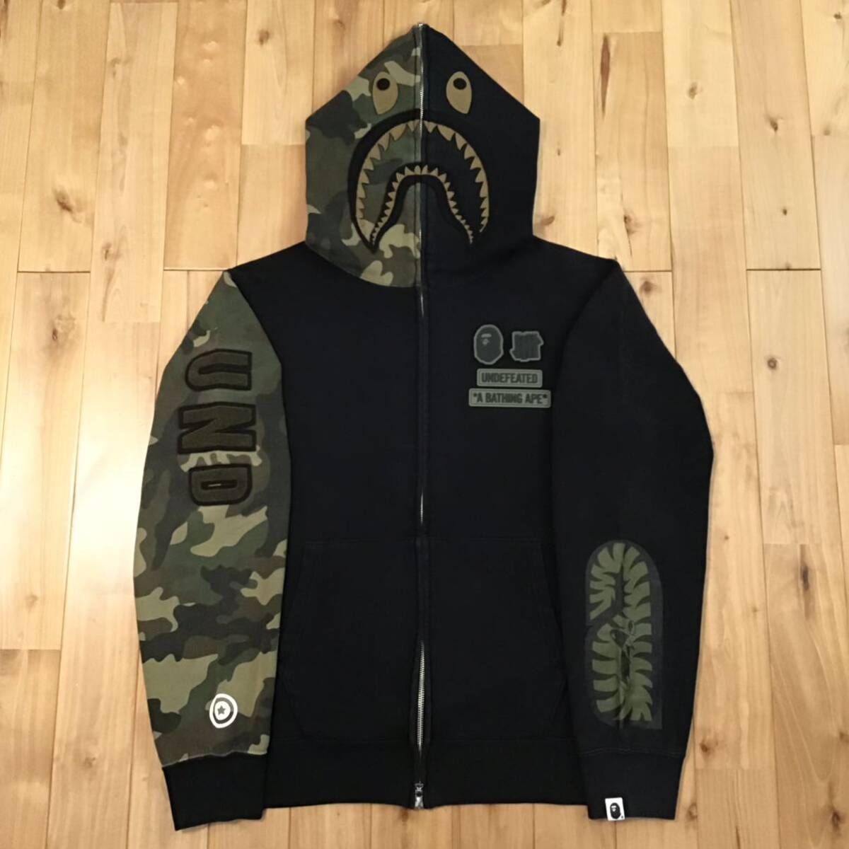 シャークパーカー ブラック GIANT SHARK FULL ZIP HOODIE | bape.com