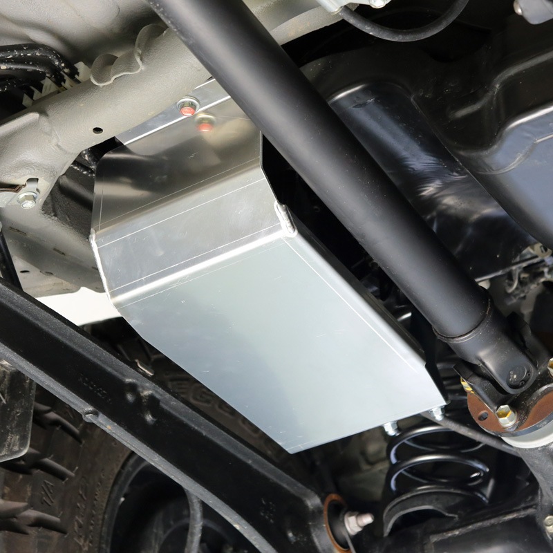 ジムニー エクステリア キャニスターガード JB64 JB74 アピオ