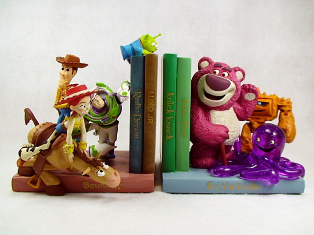 トイ・ストーリー3 フィギュア　ブックエンド TOY STORY 3 Bookend トイストーリー ブックエンド 日本未発売