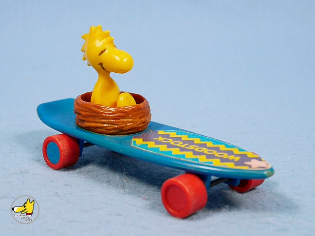 SNOOPY　Aviva 日本製　ショルダー　©️　ヴィンテージ　ウッドストック ビンテージ Aviva '70s スヌーピー Skateboard Woodstock