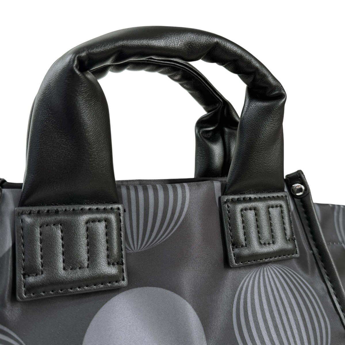 ⭐️新品未使用⭐️ MANOUTIL マニュティ　2way ハンドバッグ　編み込み miu MIUMIU ミュウミュウ 編み込みバッグ 2WAY ハンドバッグ