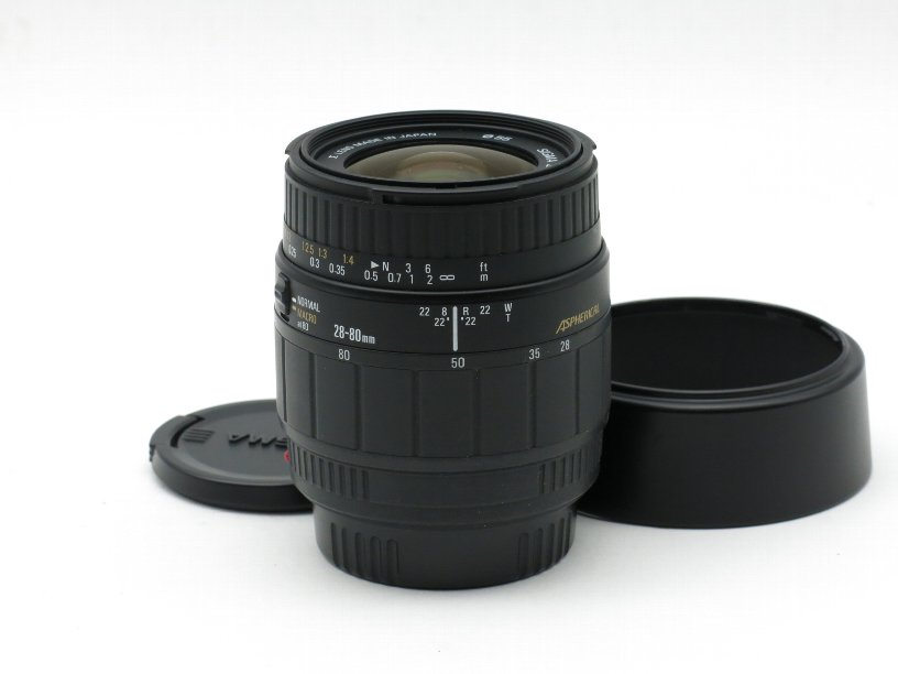 MINOLTA α7xi 、28-80mmレンズ、ストロボ、マクロレンズジャンク MINOLTA α7xi 、28-80mmレンズ、ストロボ、マクロレンズジャンク