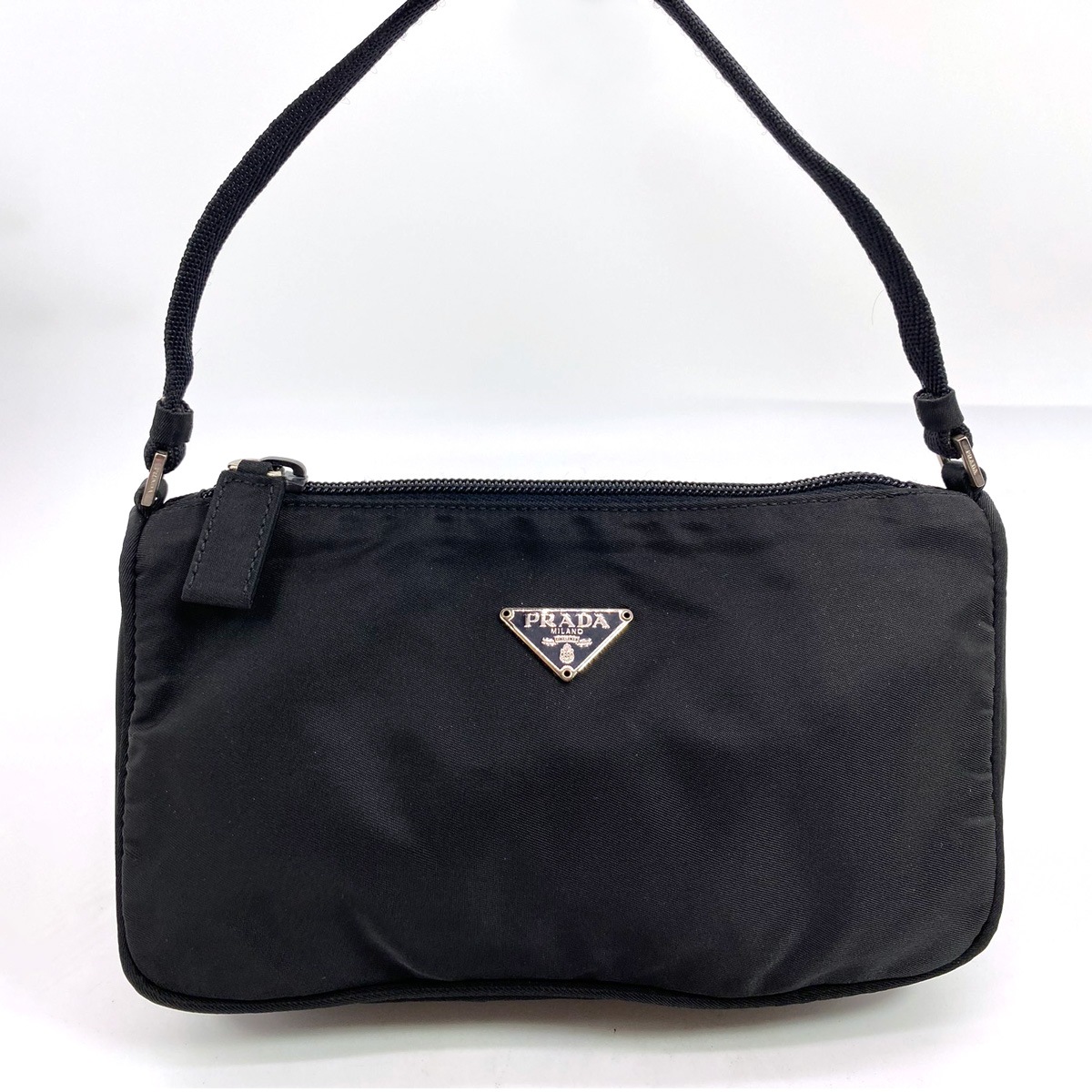 極美品 PRADA アクセサリーポーチ 三角プレート ナイロン 白タグ PRADA プラダ ハンドバッグ アクセサリーポーチ ブラック