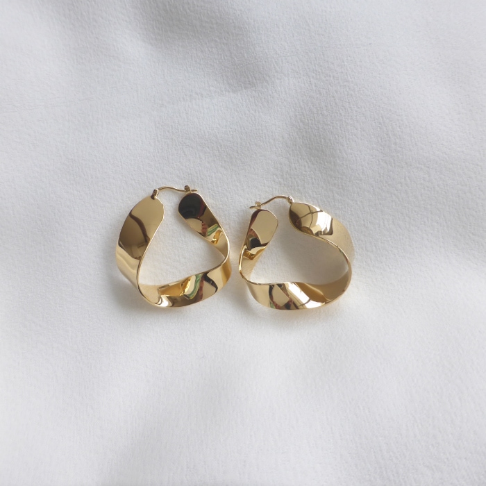 Jil sander ツイストピアス JIL SANDER(ジルサンダー) / シルバー ツイストシングルピアス