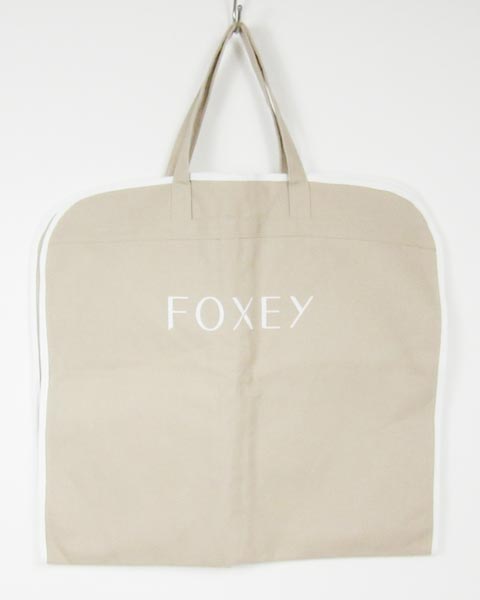 新品 セット【値下げOK】FOXY ガーメントケース フォクシー スーツカバー レビュー高評価の商品 新品 フォクシー ガーメントケース セット