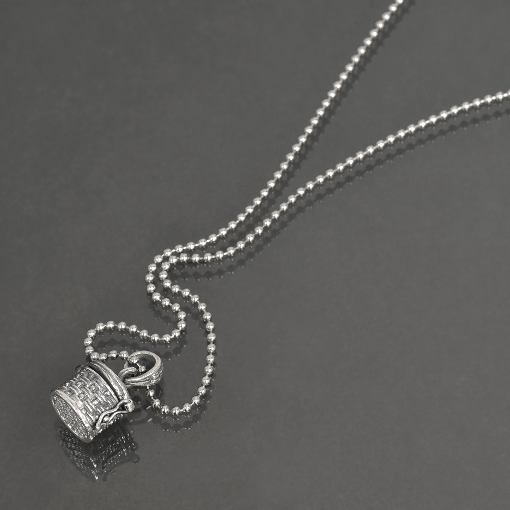 シルバーペンダントトップ フェザー(右向き) シルバー925製ペンダントトップ｜Silver