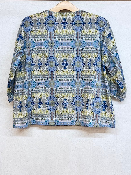 Vent d'ouest /ヴァンドウェスト　 リバティタナローンミックス クルーネックブラウス　・　VE39506　［送料無料］　『ゆうパケット対応』 Vent d'ouest /ヴァンドウェスト リバティタナローンミックス