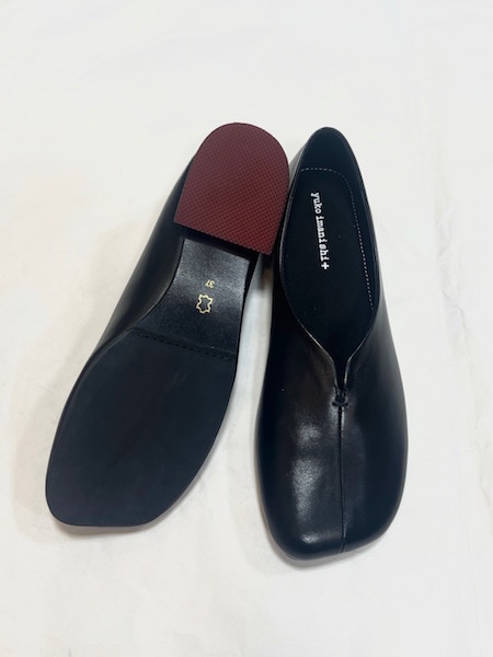 美品 yuko imanishi+ (24) ユウコイマニシプラス Vカット yuko imanishi+/ユウコイマニシプラス カッターシューズ”JIM