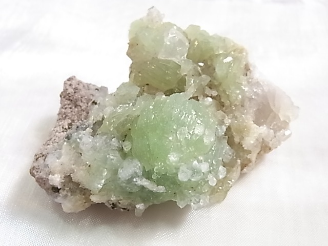 GA00155F プレナイト原石（水晶付き） | 新着商品 | 鎌倉聖石 SacredStones