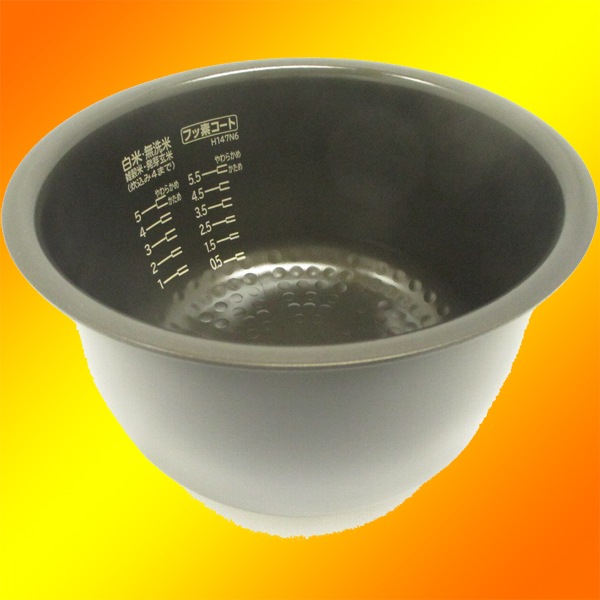 セール(SALE)開催中！ファッション通販 日立 交換用 （5.5合）純正品 内釜 炊飯器用ウチガマ HITACHI 炊飯器・餅つき機