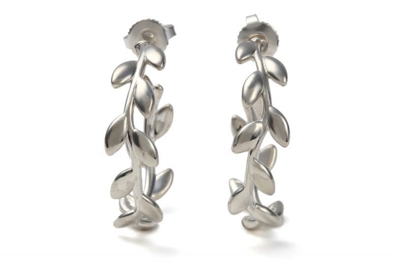 Tiffany&Co.オリーブリーフフープピアスティファニー新品 ティファニーのTIFFANY&Co[ティファニー] オリーブ リーフ