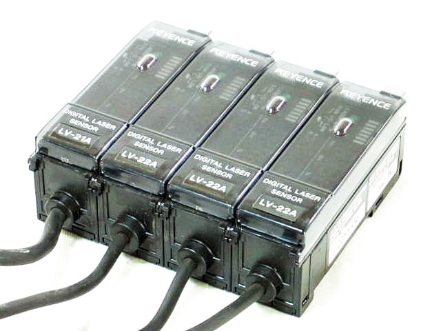 キーエンス　KEYENCE LV-21A センサー キーエンス デジタルレーザセンサ(親機) LV-21A | 保守部品.com