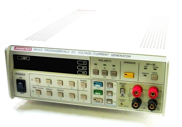 ADVANTEST アドバンテスト R6142 電源電流発生器 プログラマブル 直流電圧/電流発生器 R6142 ADC (アドバンテスト