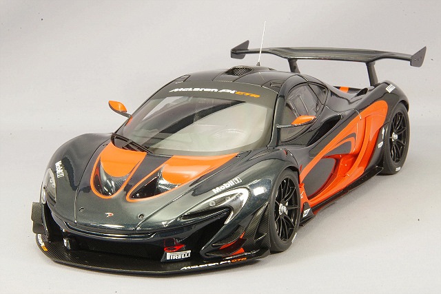 オートアート　マクラーレン　P1 GTR 絶版　ブラック　オレンジ オートアート マクラーレン P1 GTR 絶版 ブラック オレンジ 1/18