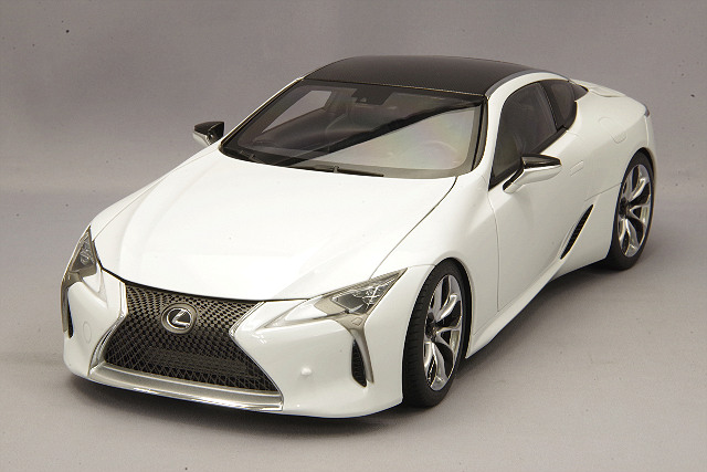AUTOart 1/18 Lexus LC500 Metallic Red Interior Color Dark