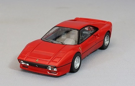 1/64 トミカリミテッドヴィンテージネオ　フェラーリ GTO (赤) LV-N フェラーリ GTO（赤） / Ferrari GTO (Red) | 製品をさがす