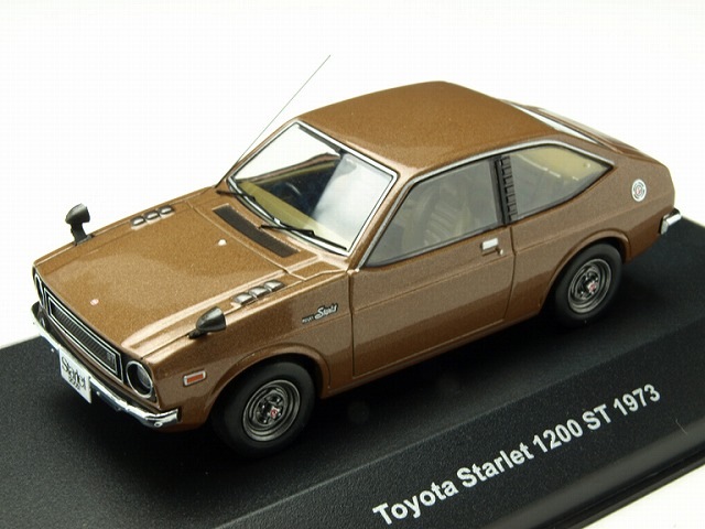 DISM TOYOTA STARLET TURBO 1/43 ミニカー Dism 1:43 Toyota Starlet Turbo-S year 1986 silver 75210