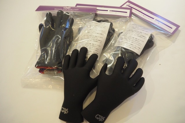 新品 SURFGRIP ストレスフリー フード 1mm M サーフィン 防寒 新品 SURFGRIP ストレスフリー フード 1mm M サーフィン 防寒