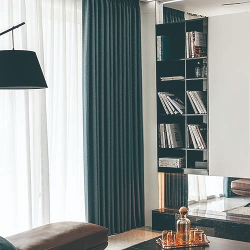 【オーダー】遮光2級 防炎 遮熱 断熱 無地の形状記憶付 CO74120(ネイビー)